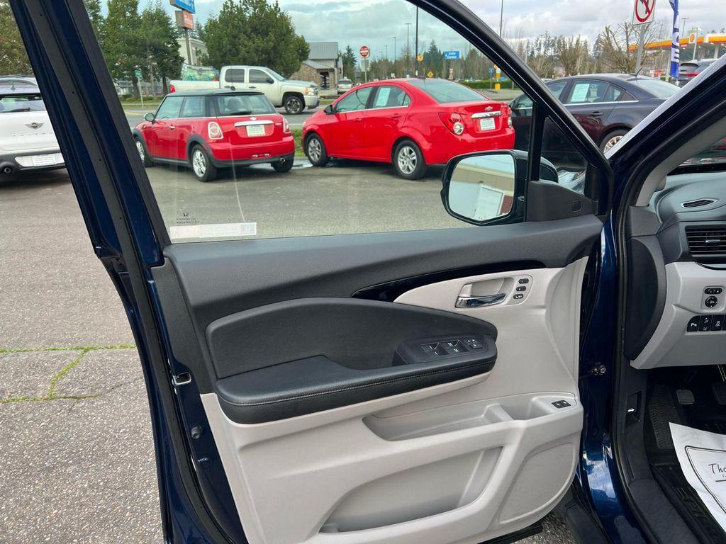 used 2019 Honda Pilot car, priced at $28,999