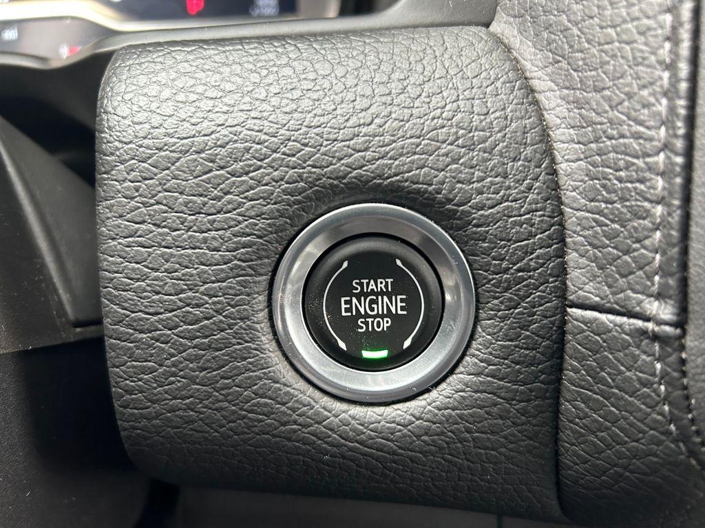 used 2022 GMC Yukon car, priced at $53,800