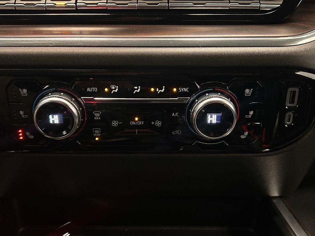 used 2023 GMC Sierra 1500 car, priced at $43,900