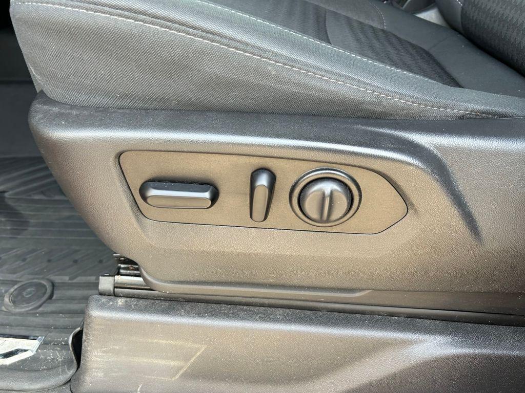 used 2021 Chevrolet Silverado 1500 car, priced at $32,900