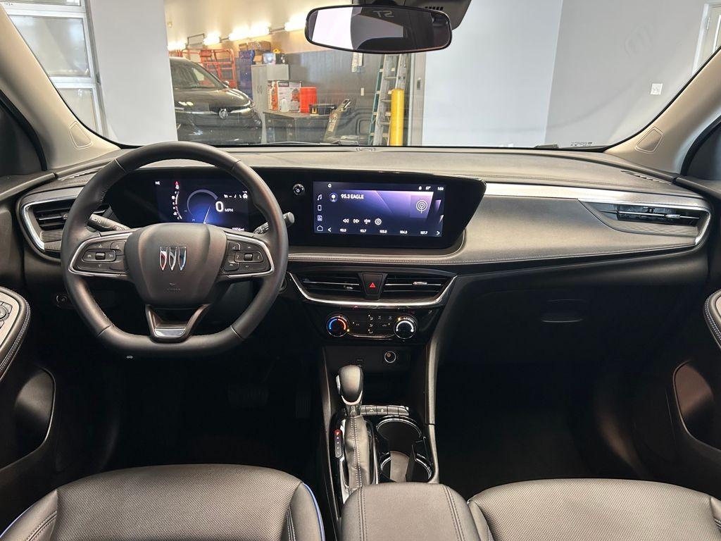 used 2025 Buick Encore GX car, priced at $22,900