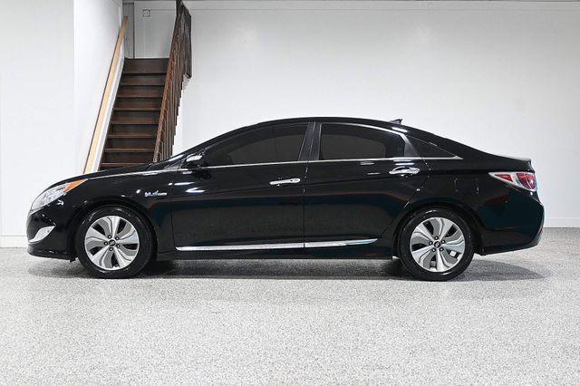 used 2013 Hyundai Sonata Hybrid car, priced at $5,995