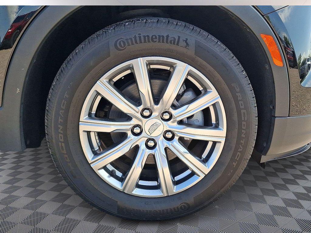 used 2022 Cadillac XT4 car, priced at $24,500