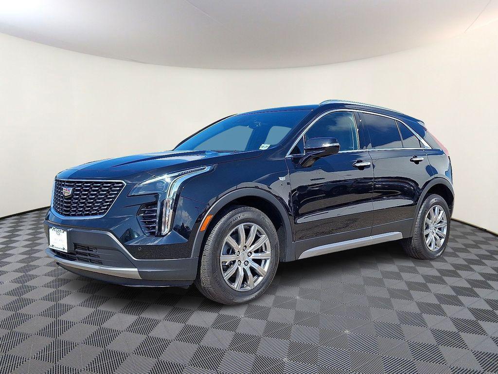 used 2022 Cadillac XT4 car, priced at $24,500