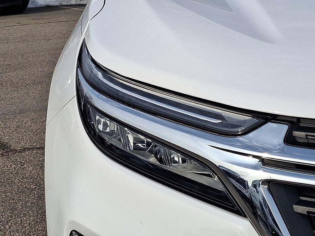 used 2023 Chevrolet Equinox car, priced at $22,590