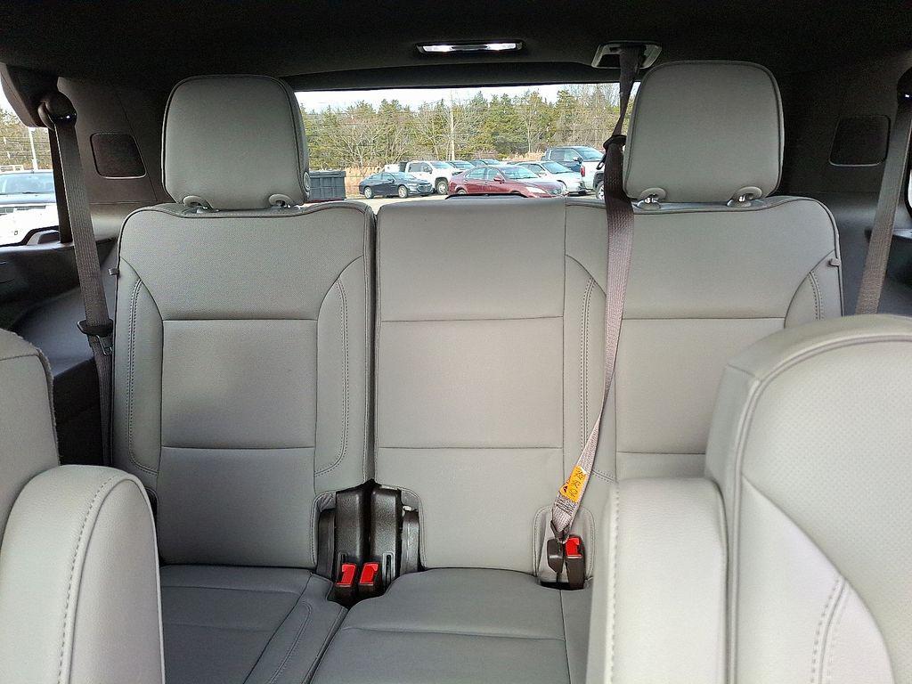 used 2021 GMC Yukon car, priced at $46,500