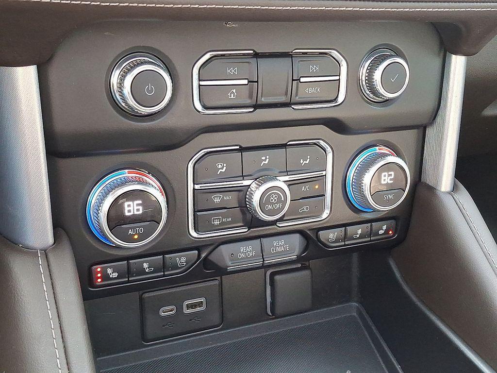 used 2021 GMC Yukon car, priced at $46,500