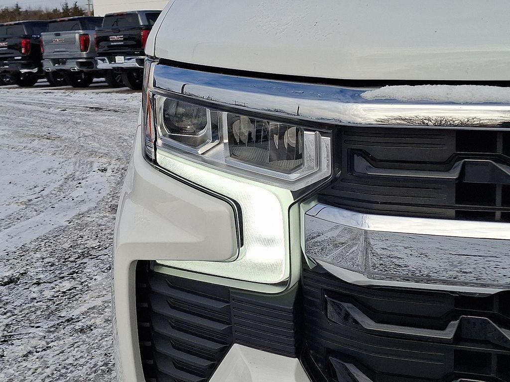 used 2022 Chevrolet Silverado 1500 car, priced at $35,900