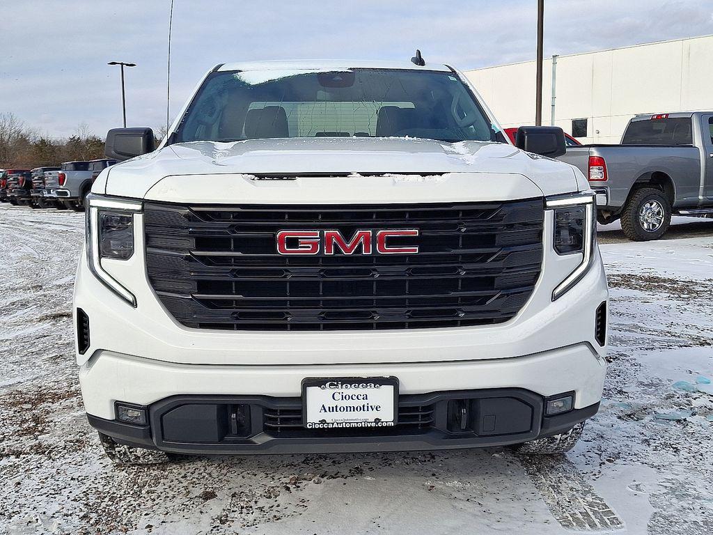 used 2022 GMC Sierra 1500 car, priced at $40,890