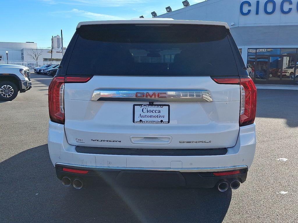 used 2023 GMC Yukon car, priced at $60,749