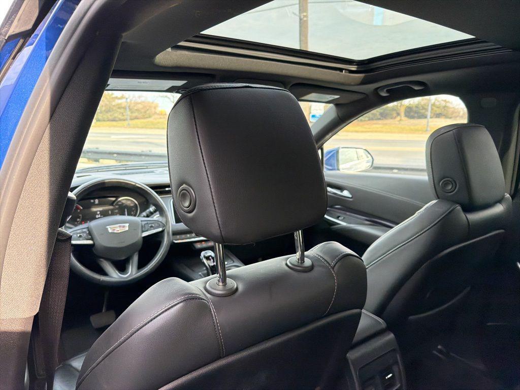 used 2023 Cadillac XT4 car, priced at $28,499