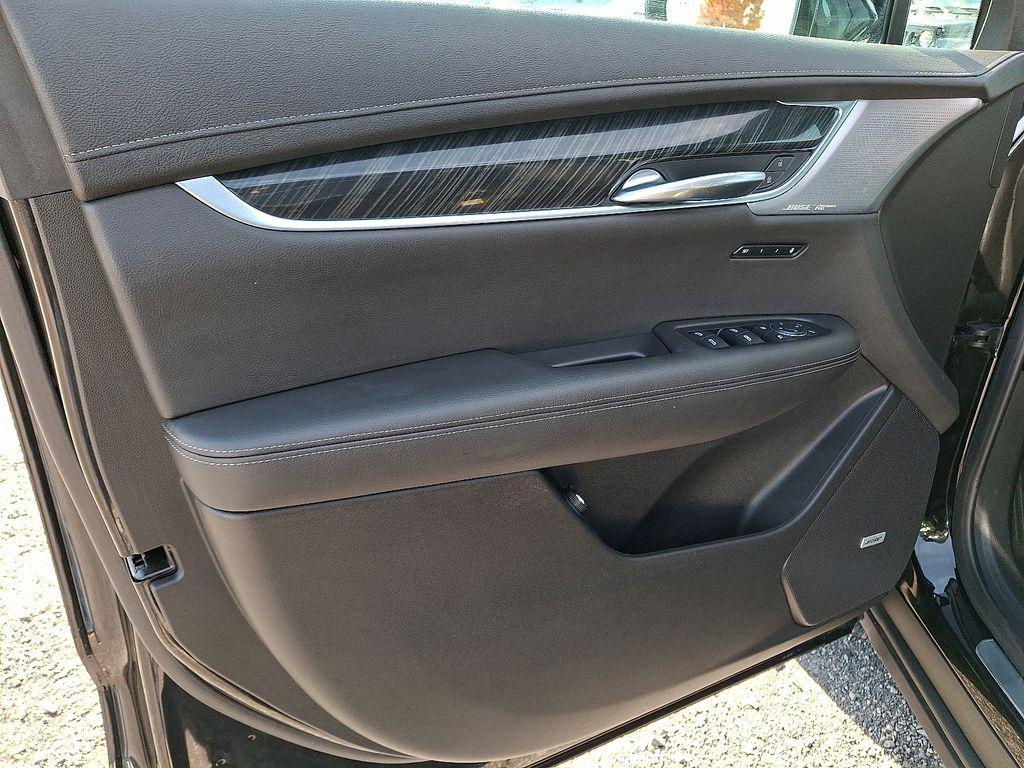 used 2020 Cadillac XT6 car, priced at $24,890