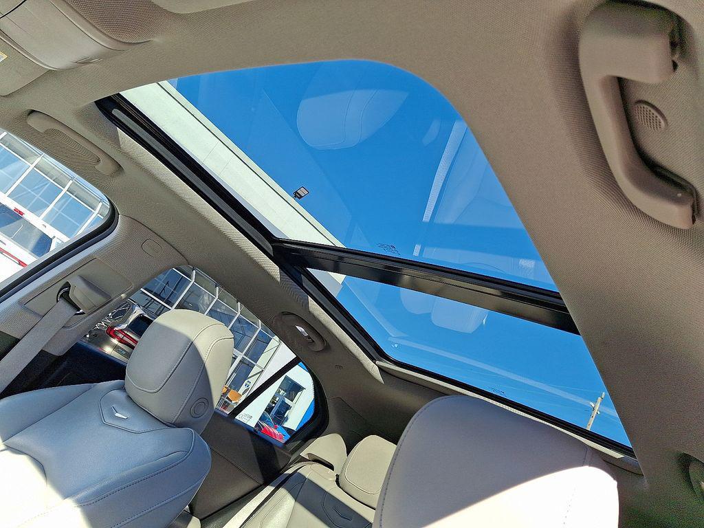 used 2021 Cadillac XT4 car, priced at $23,588