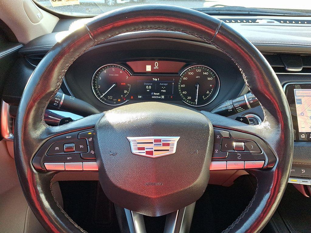 used 2021 Cadillac XT4 car, priced at $23,588