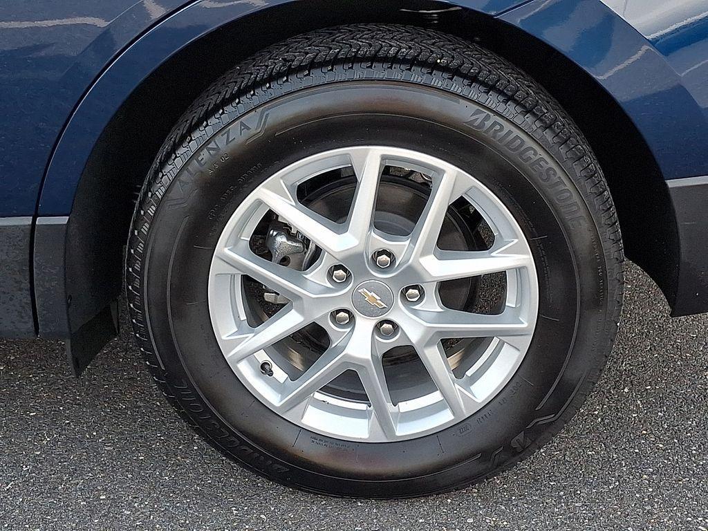 used 2023 Chevrolet Equinox car, priced at $22,451
