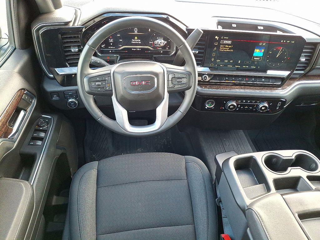 used 2024 GMC Sierra 1500 car, priced at $45,300