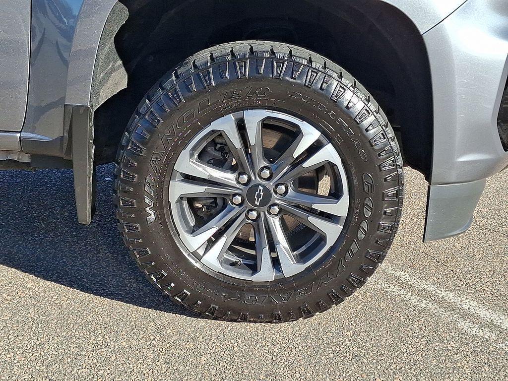 used 2022 Chevrolet Colorado car, priced at $28,999