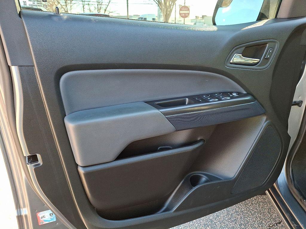 used 2022 Chevrolet Colorado car, priced at $28,999