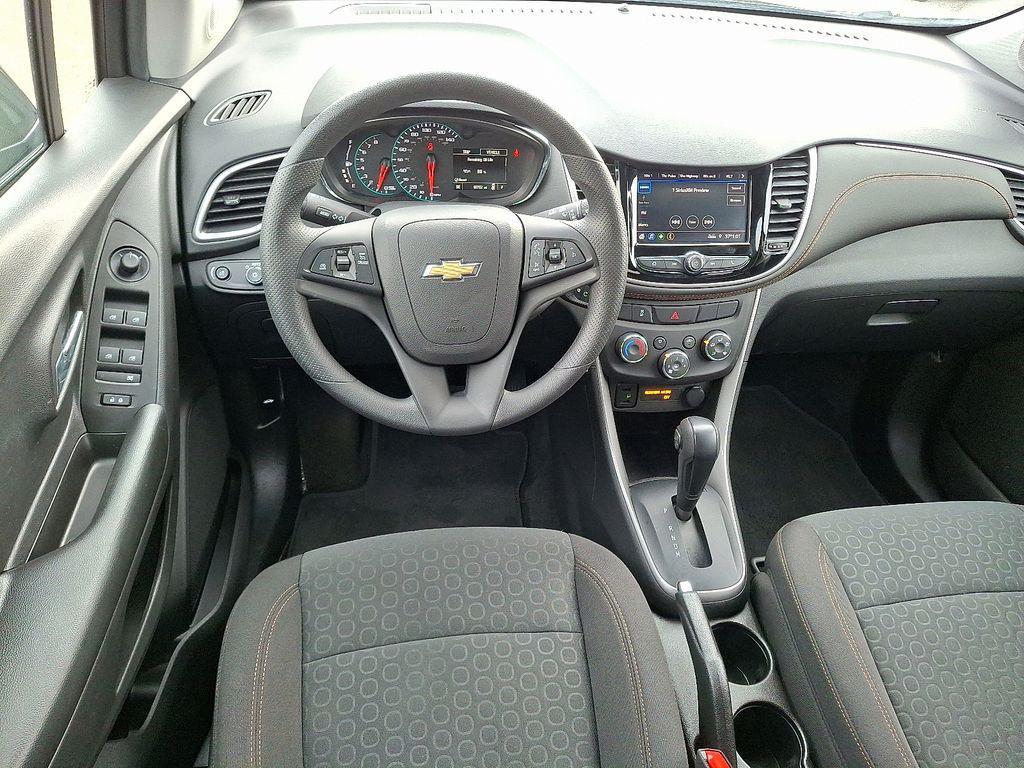 used 2022 Chevrolet Trax car, priced at $15,800
