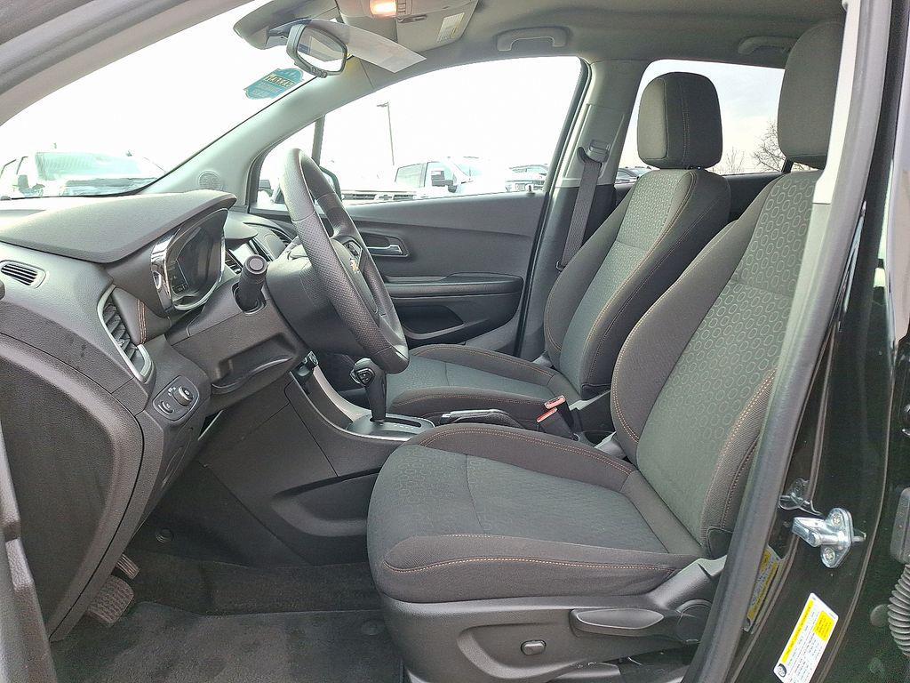 used 2022 Chevrolet Trax car, priced at $15,800