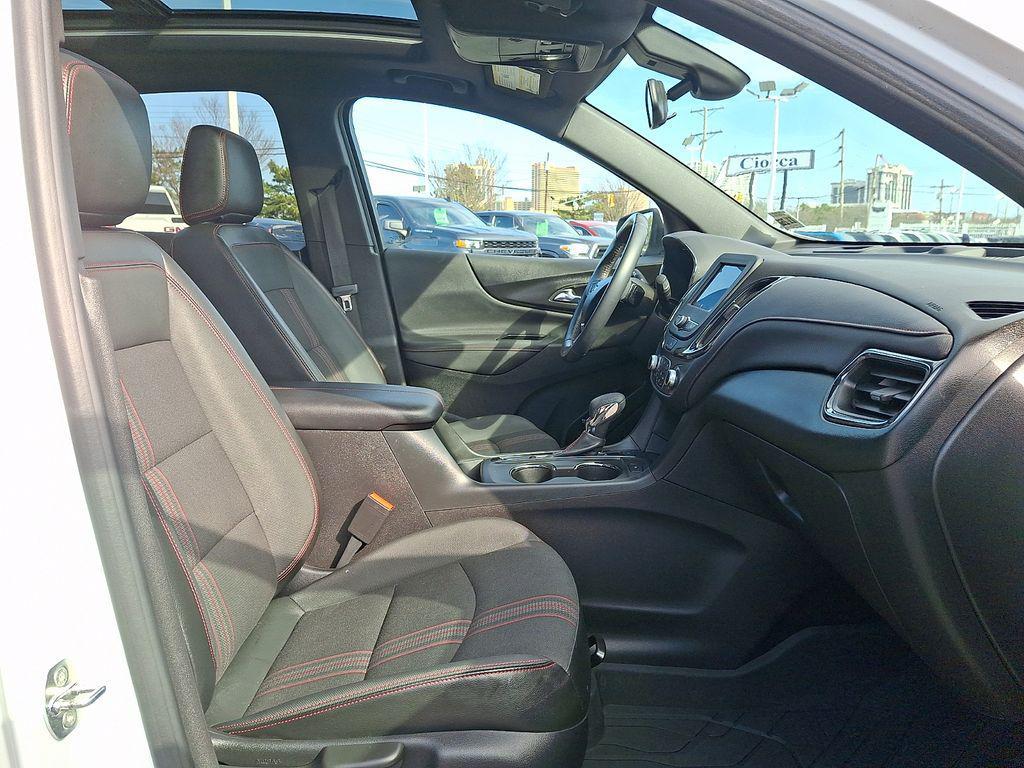 used 2022 Chevrolet Equinox car, priced at $21,299