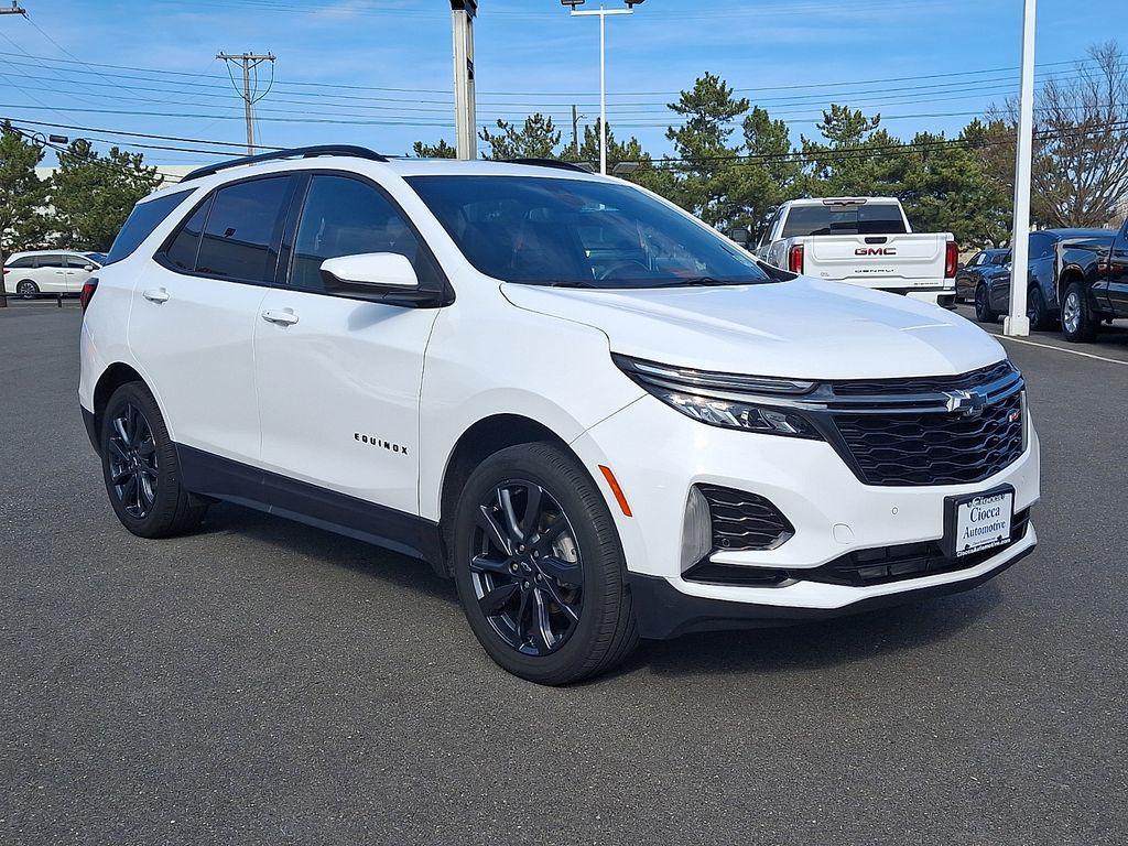 used 2022 Chevrolet Equinox car, priced at $21,881