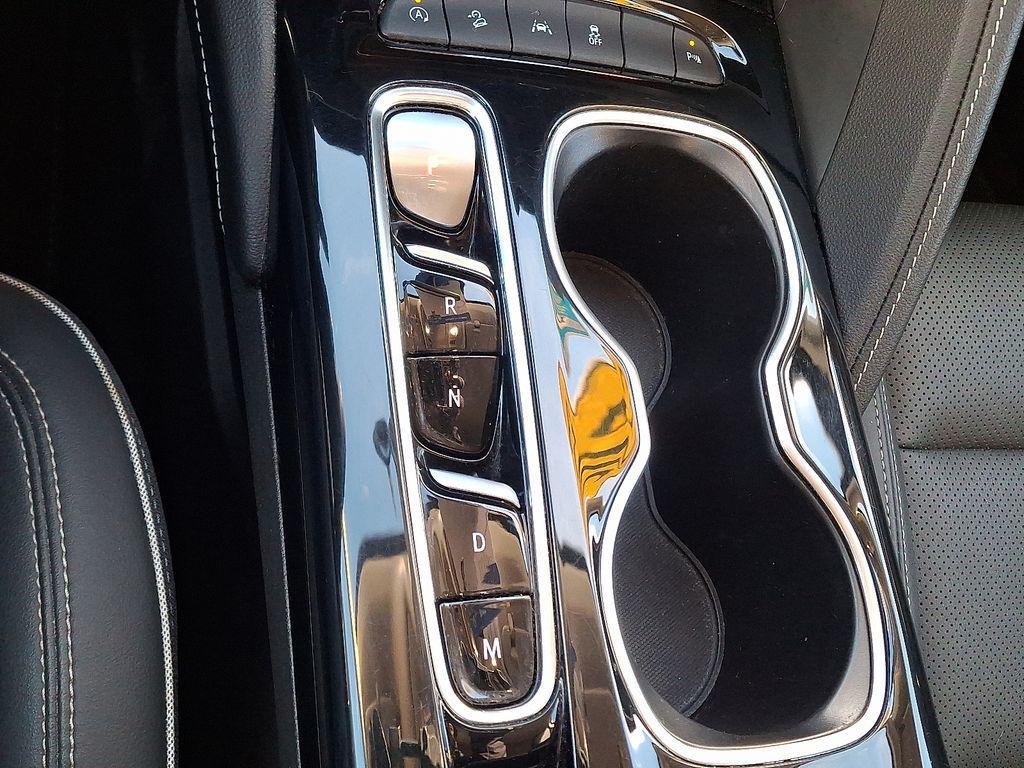 used 2023 Buick Envision car, priced at $25,499