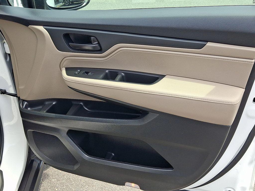 used 2024 Honda Odyssey car, priced at $34,374