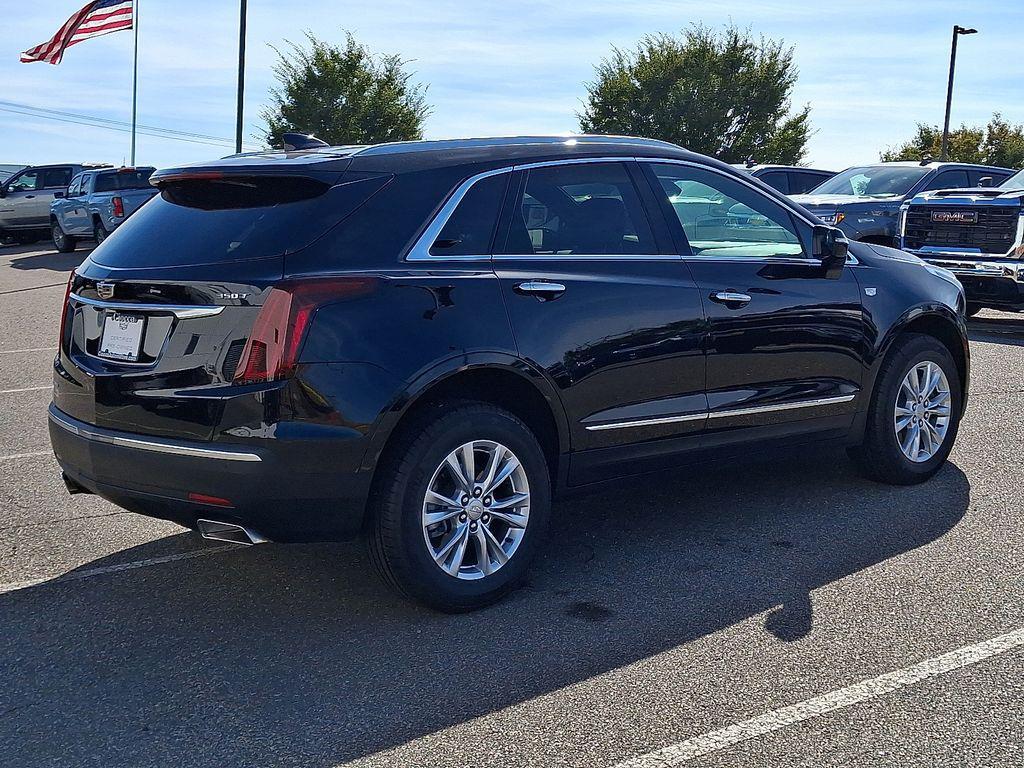 used 2023 Cadillac XT5 car, priced at $25,900