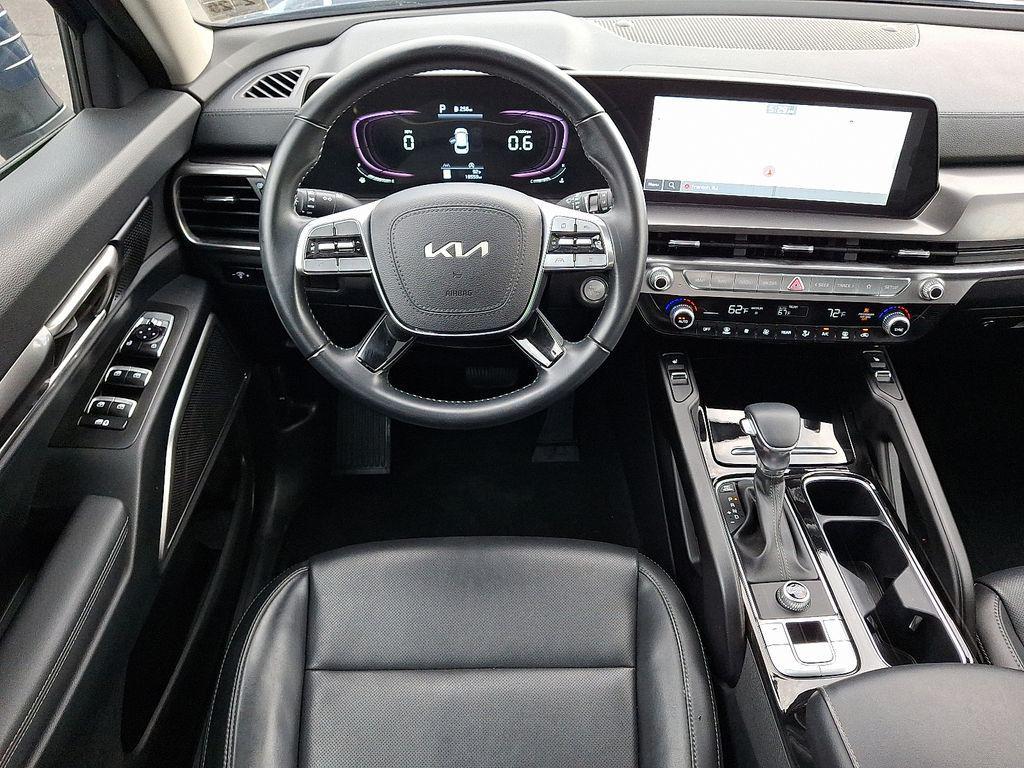 used 2024 Kia Telluride car, priced at $34,748