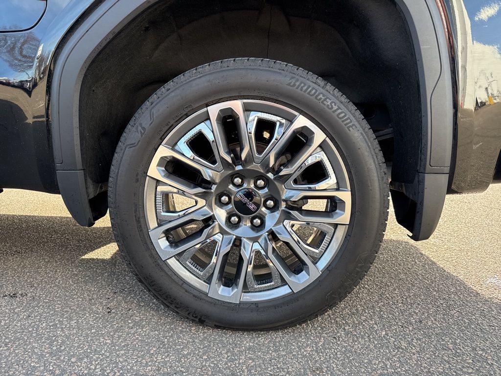 used 2023 GMC Sierra 1500 car, priced at $58,800