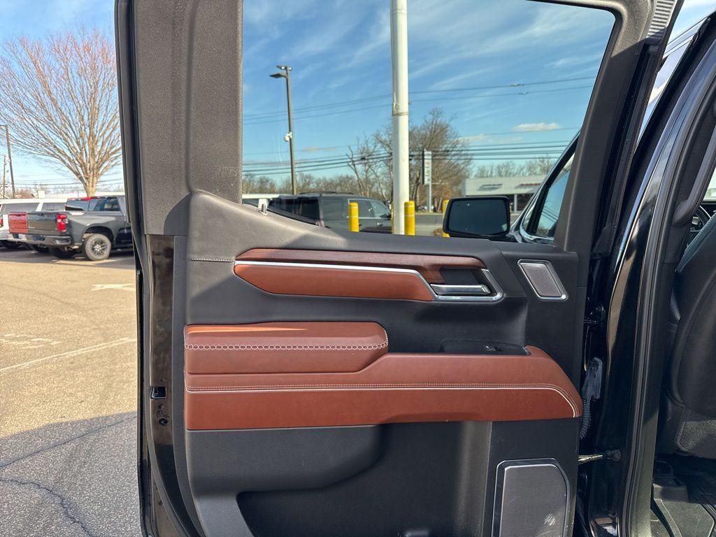 used 2023 GMC Sierra 1500 car, priced at $58,800