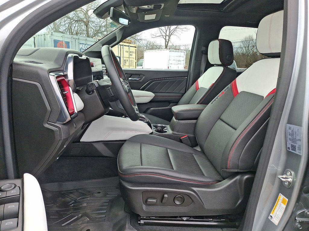 used 2023 GMC Canyon car, priced at $48,000