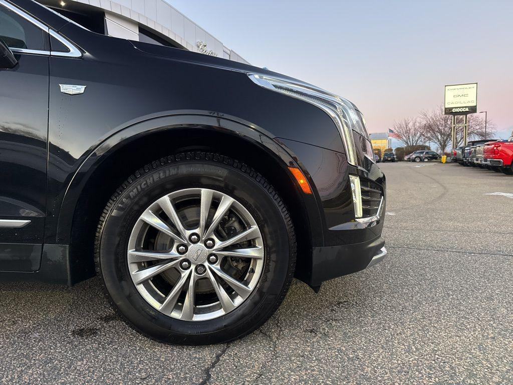 used 2021 Cadillac XT5 car, priced at $19,699