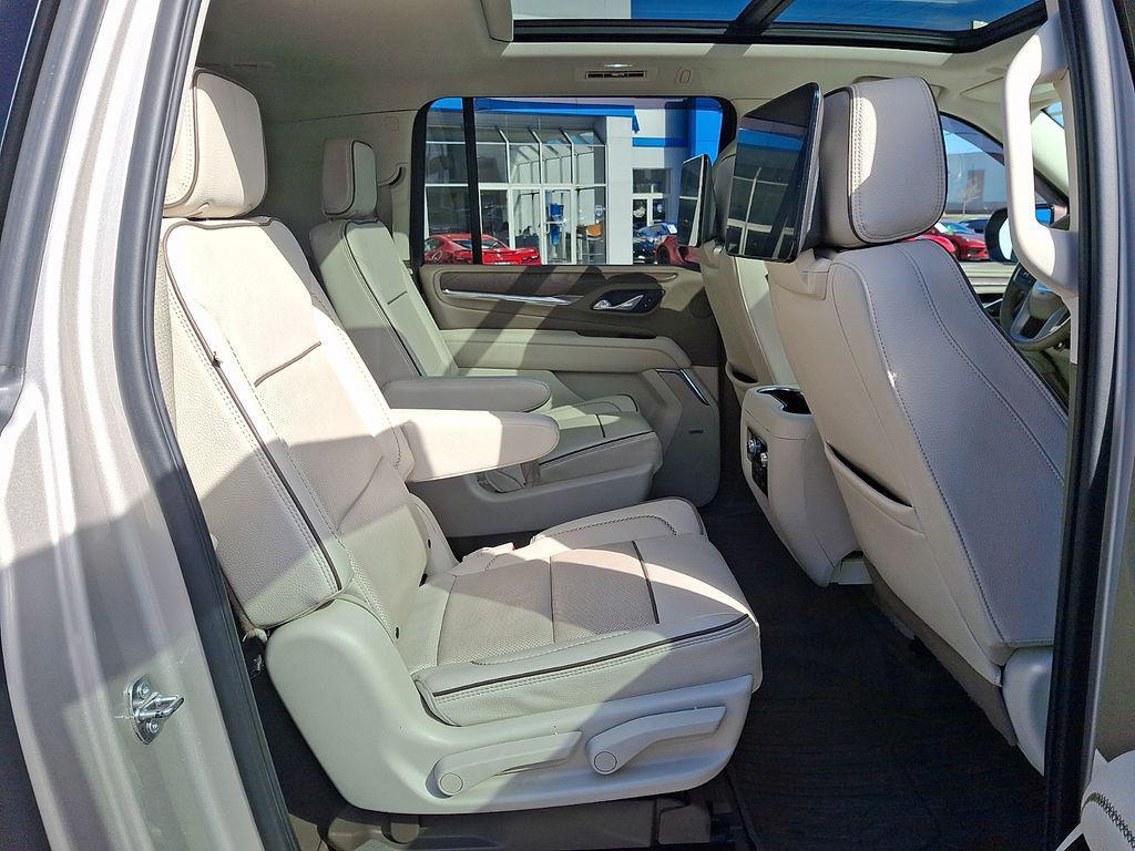 used 2023 GMC Yukon XL car, priced at $59,995