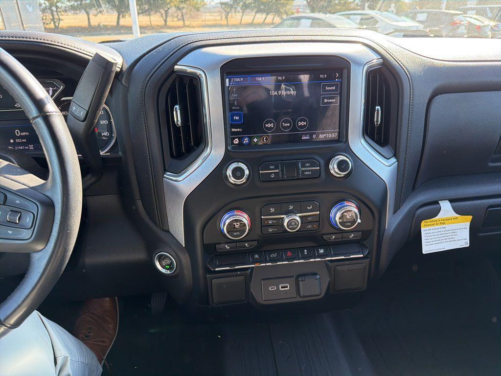 used 2022 GMC Sierra 1500 car, priced at $35,911