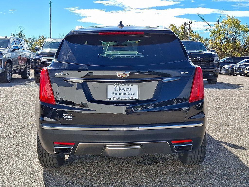 used 2017 Cadillac XT5 car, priced at $17,000