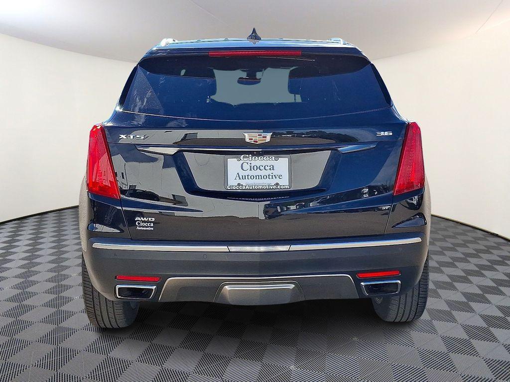 used 2017 Cadillac XT5 car, priced at $17,000