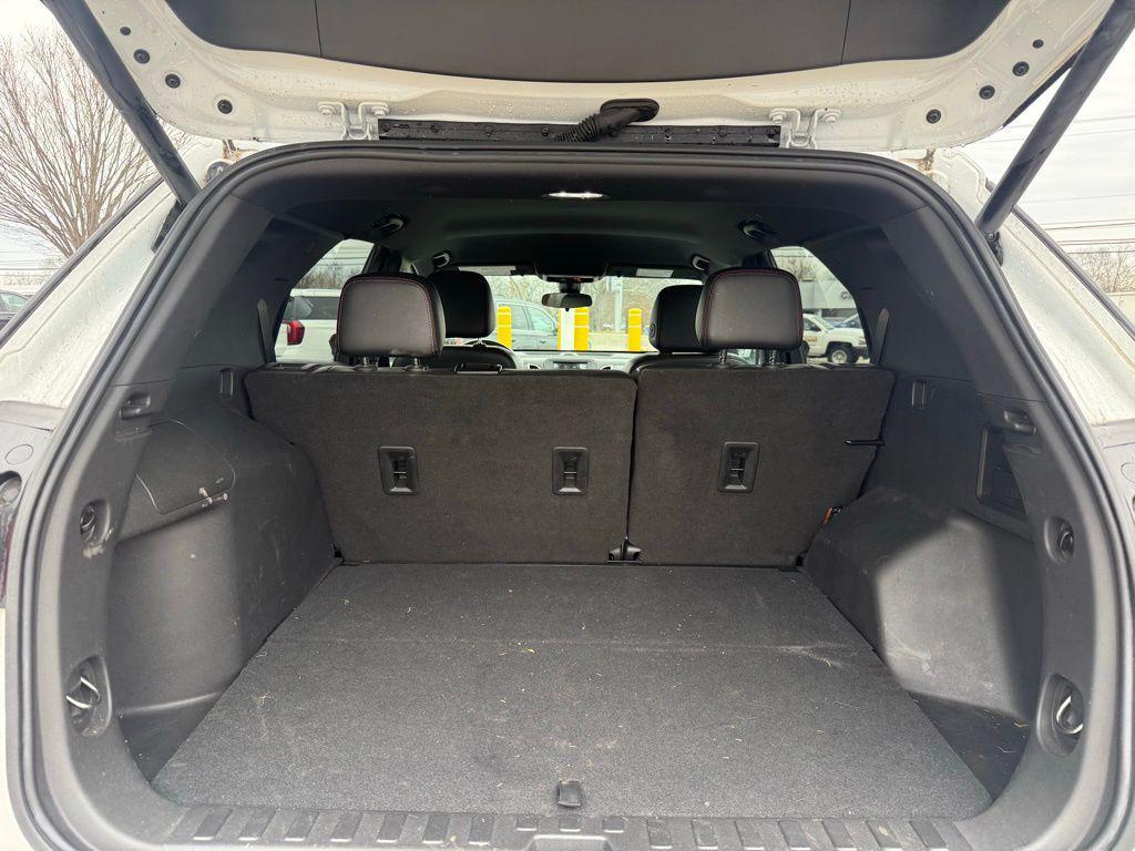 used 2022 Chevrolet Equinox car, priced at $22,500