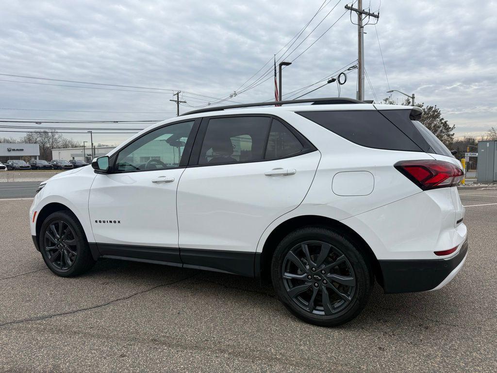 used 2022 Chevrolet Equinox car, priced at $22,500