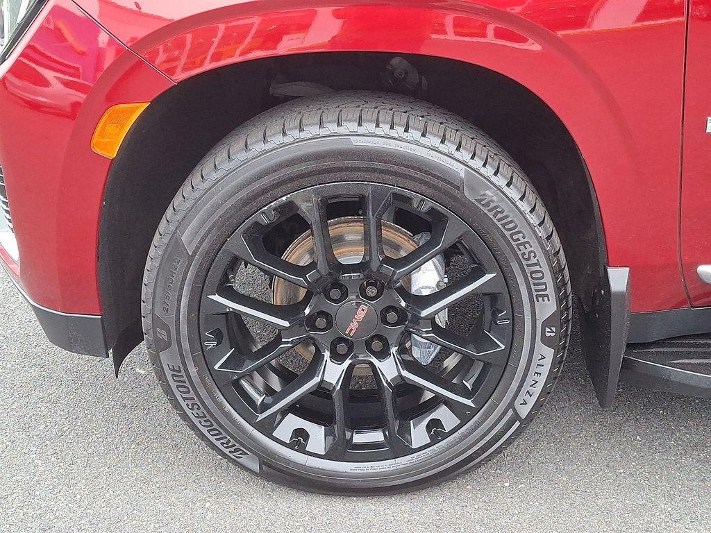 used 2022 GMC Yukon car, priced at $49,993