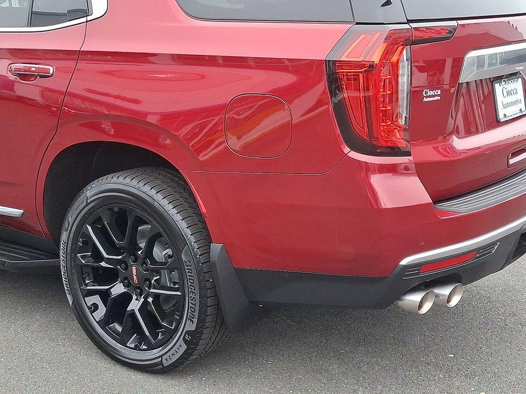 used 2022 GMC Yukon car, priced at $49,993