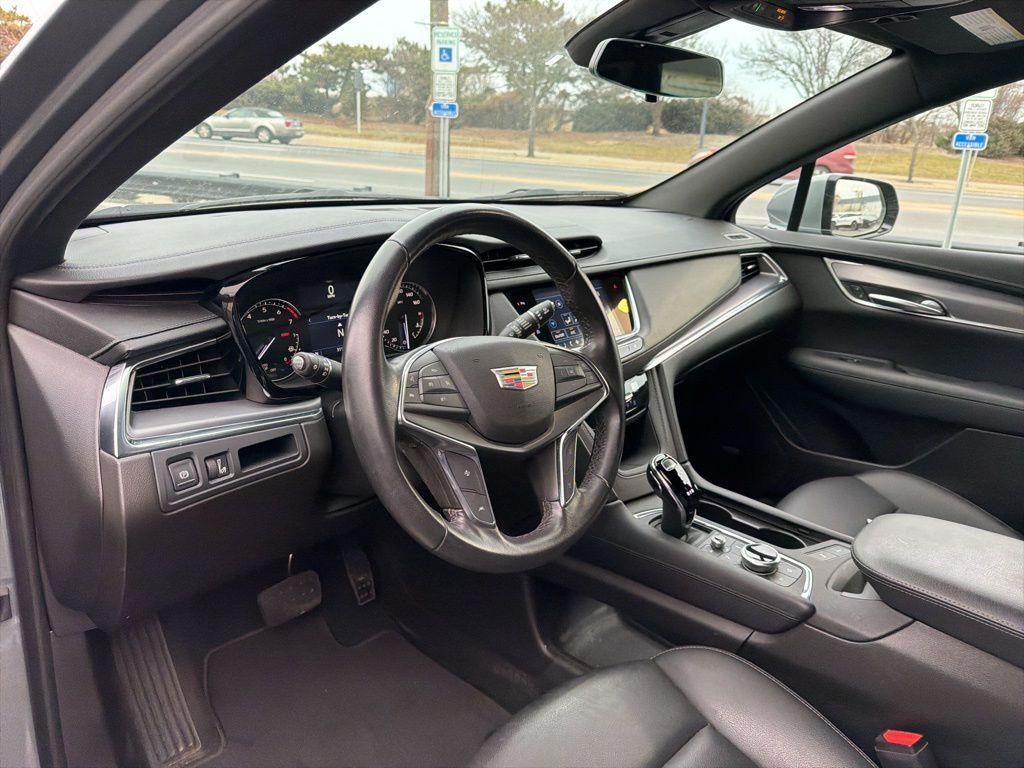 used 2023 Cadillac XT5 car, priced at $27,495