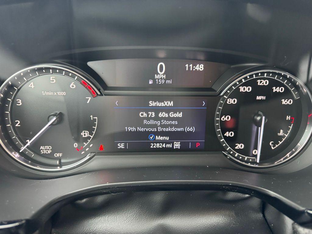 used 2022 Cadillac XT5 car, priced at $28,691