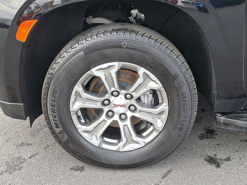 used 2023 GMC Yukon XL car, priced at $45,373