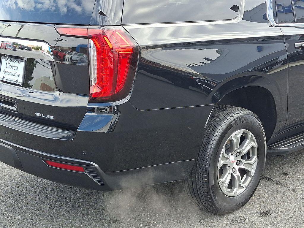 used 2023 GMC Yukon XL car, priced at $45,373