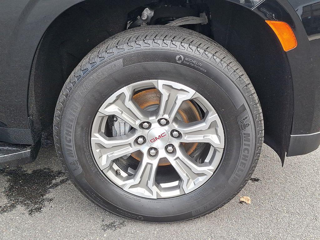 used 2023 GMC Yukon XL car, priced at $45,373