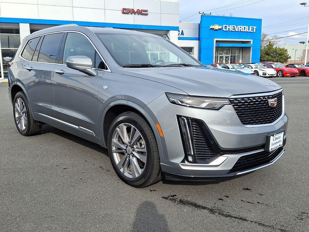 used 2023 Cadillac XT6 car, priced at $38,227