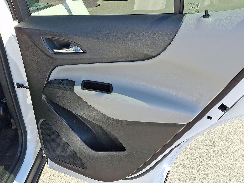used 2023 Chevrolet Equinox car, priced at $20,996