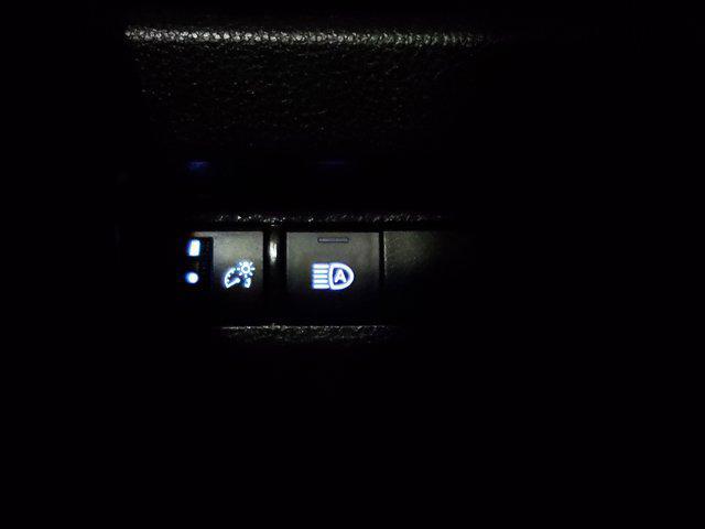 used 2021 Toyota RAV4 Hybrid car, priced at $25,999